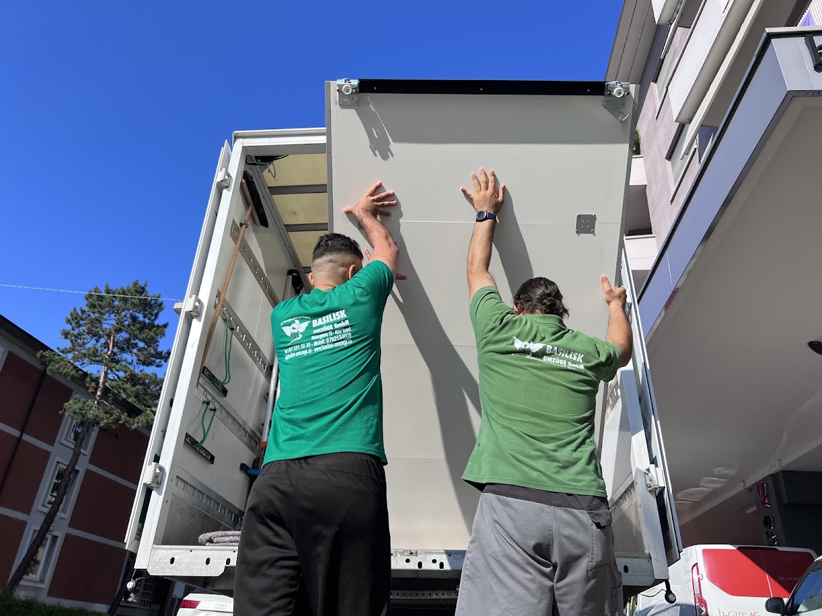 Basilisk Umzüge GmbH | stressfreie Umzüge seit 1999 – Umzugsfirma Basel – Foto 1