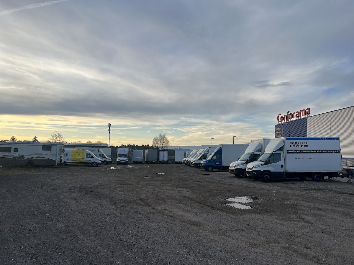 Express Umzug AG – Ihre Umzugsfirma, Räumungsfirma in Bern und Umgebung – Umzugsfirma Utzenstorf – Foto 1