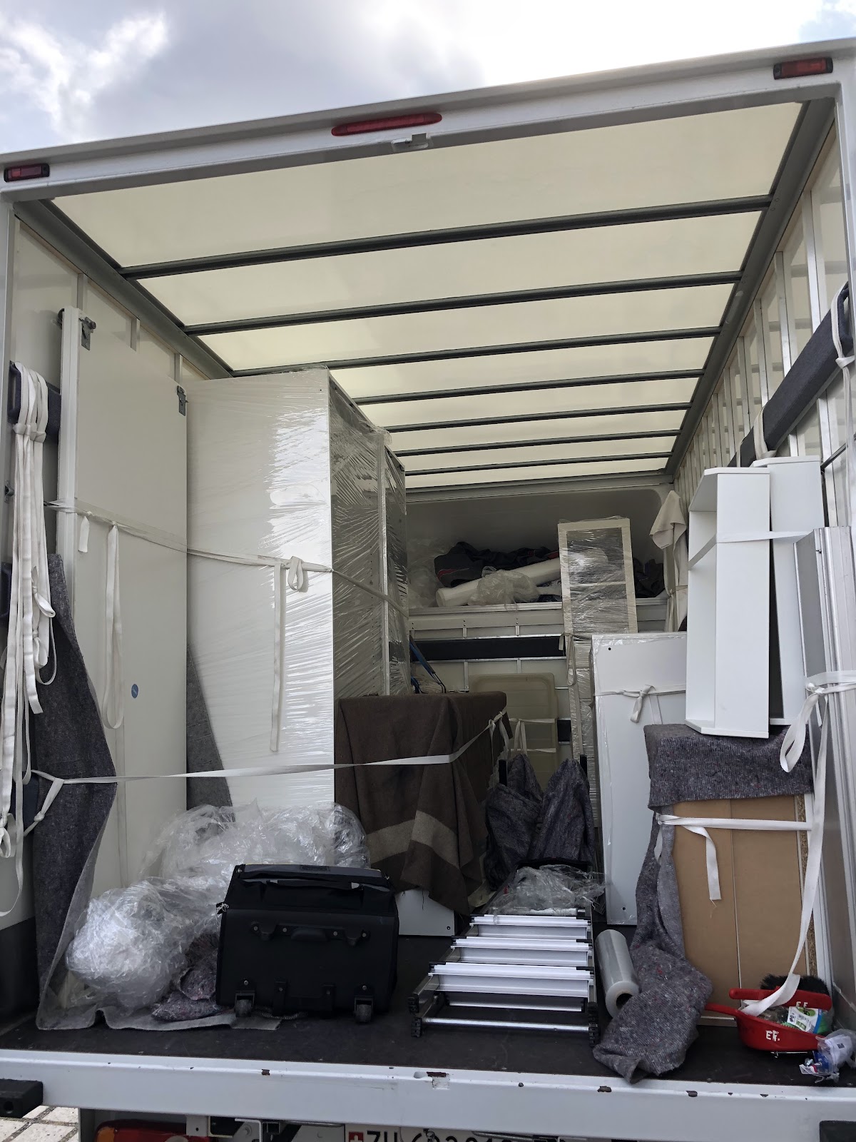 Graf Reinigung & Service – Umzugsfirma Nürensdorf – Foto 1