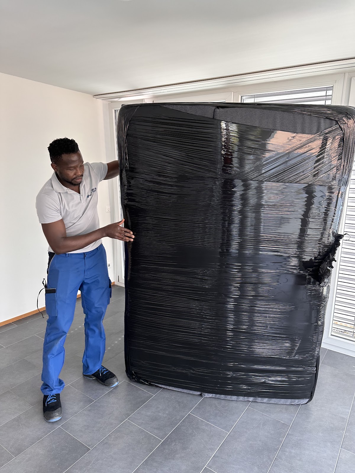 Keyi Toukam Transports sàrl – Umzugsfirma Pieterlen – Foto 1