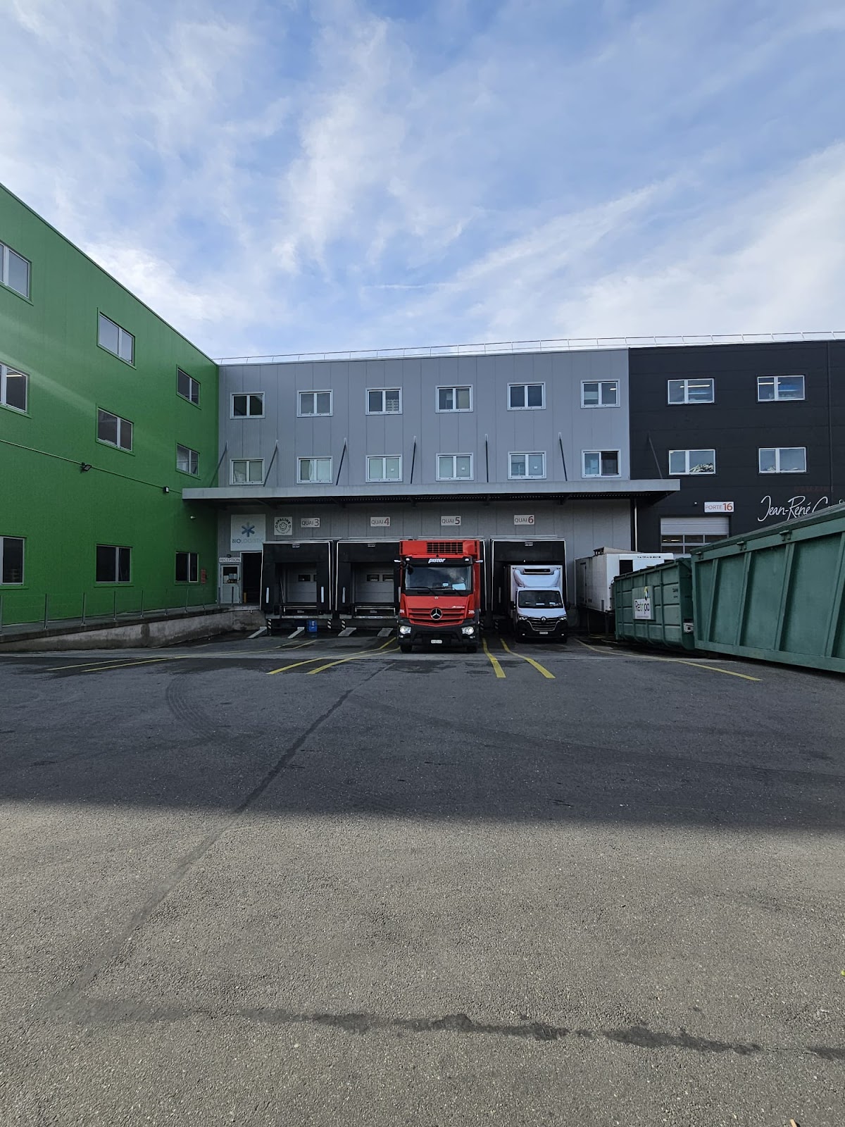 Nostra-Log Group Sàrl / Consultant en douane et transporteur international – Umzugsfirma Vétroz – Foto 1