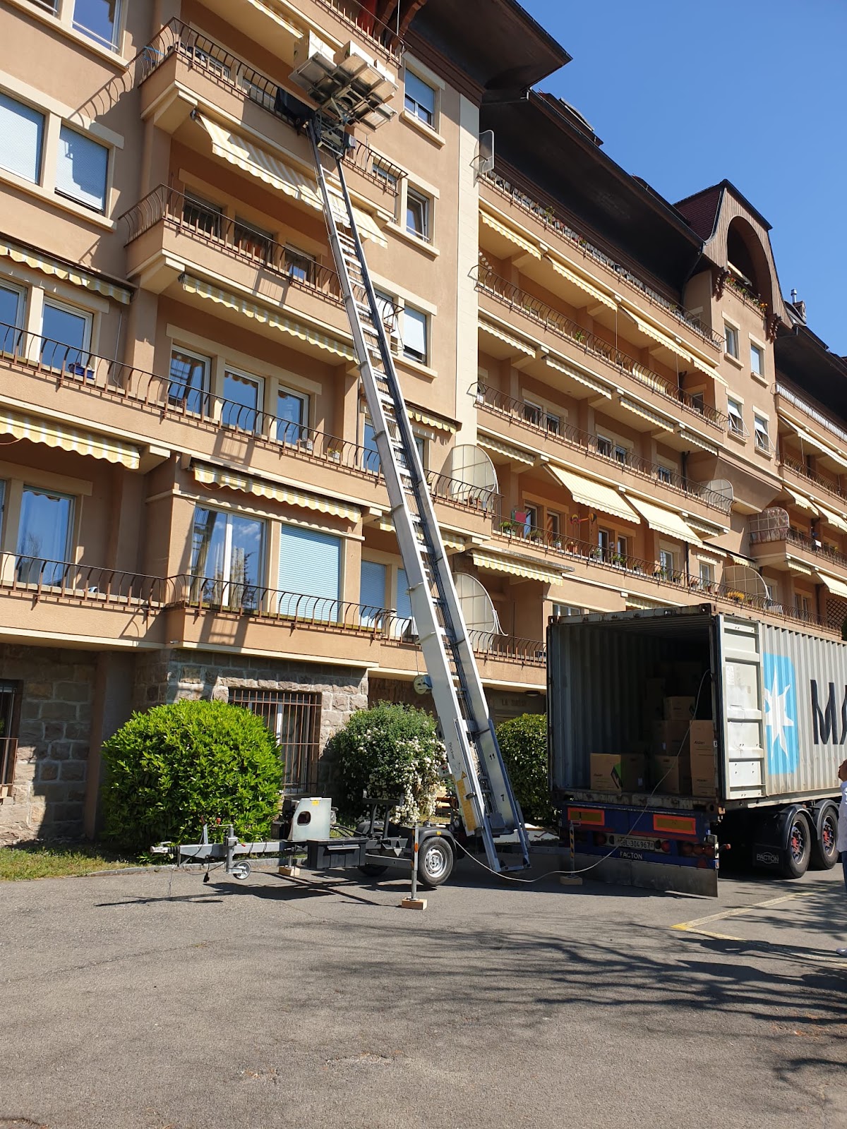 NZ Umzug + Transporte GmbH – Umzugsfirma Neuenegg – Foto 2