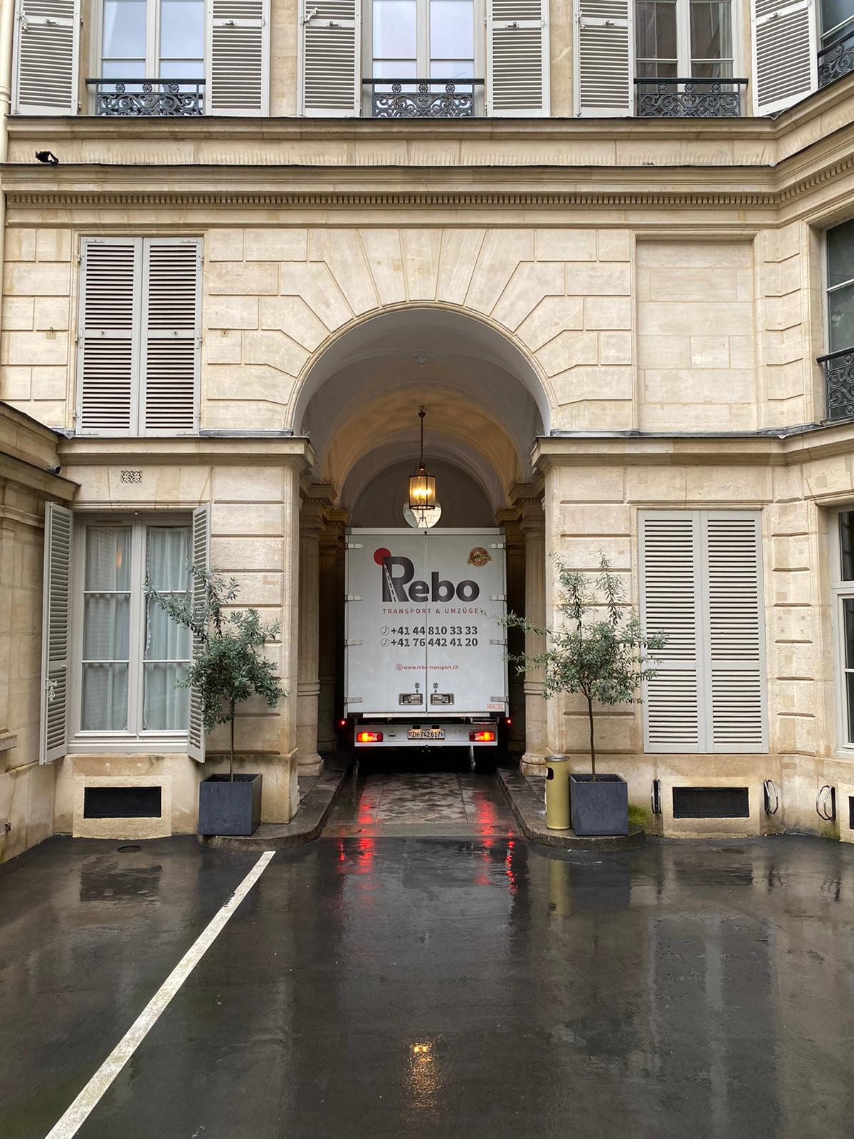 Rebo Transport Gmbh – Umzugsfirma Mönchaltorf – Foto 1