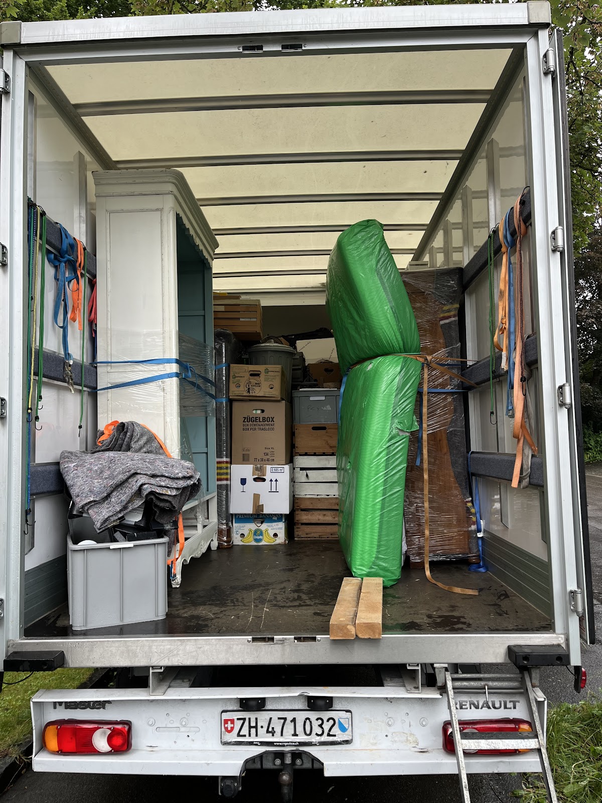 Schweiz Movers GmbH – Umzugsfirma Opfikon – Foto 2