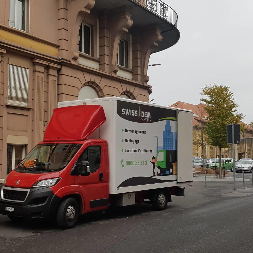SwissDem Services – Umzugsfirma Laténa – Foto 1