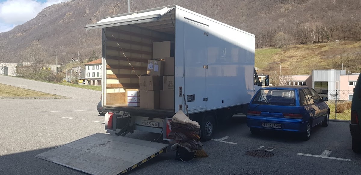 T.T. Speedy Sagl – Umzugsfirma Lamone – Foto 1