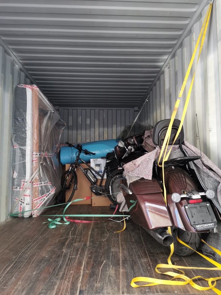 Umzugsfirma Zürich - Alexander Keller AG – Umzugsfirma Schlieren – Foto 1
