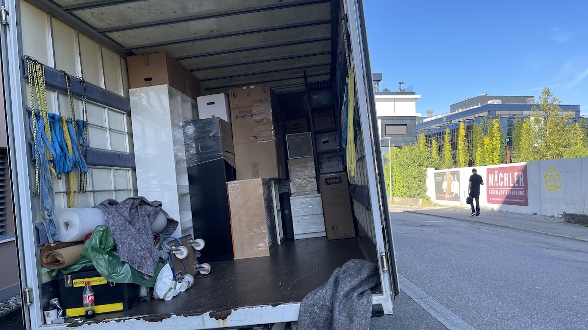 Valletta Umzüge GmbH – Umzugsfirma Kloten – Foto 1