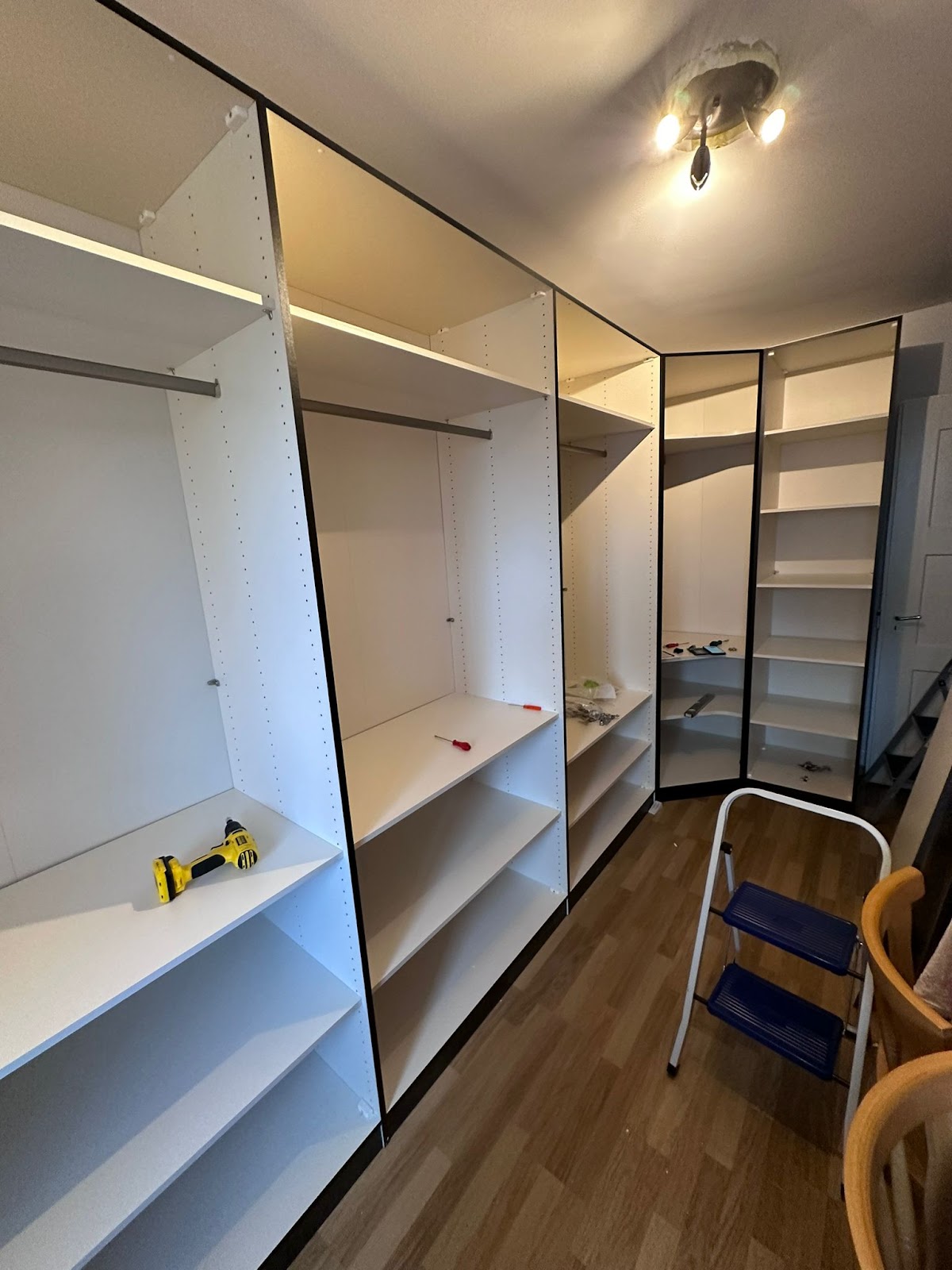 Visiontrans by Balazs Zsolnai | Umzug | Entsorgung | Hauswartung | Reinigung – Umzugsfirma Künten – Foto 1