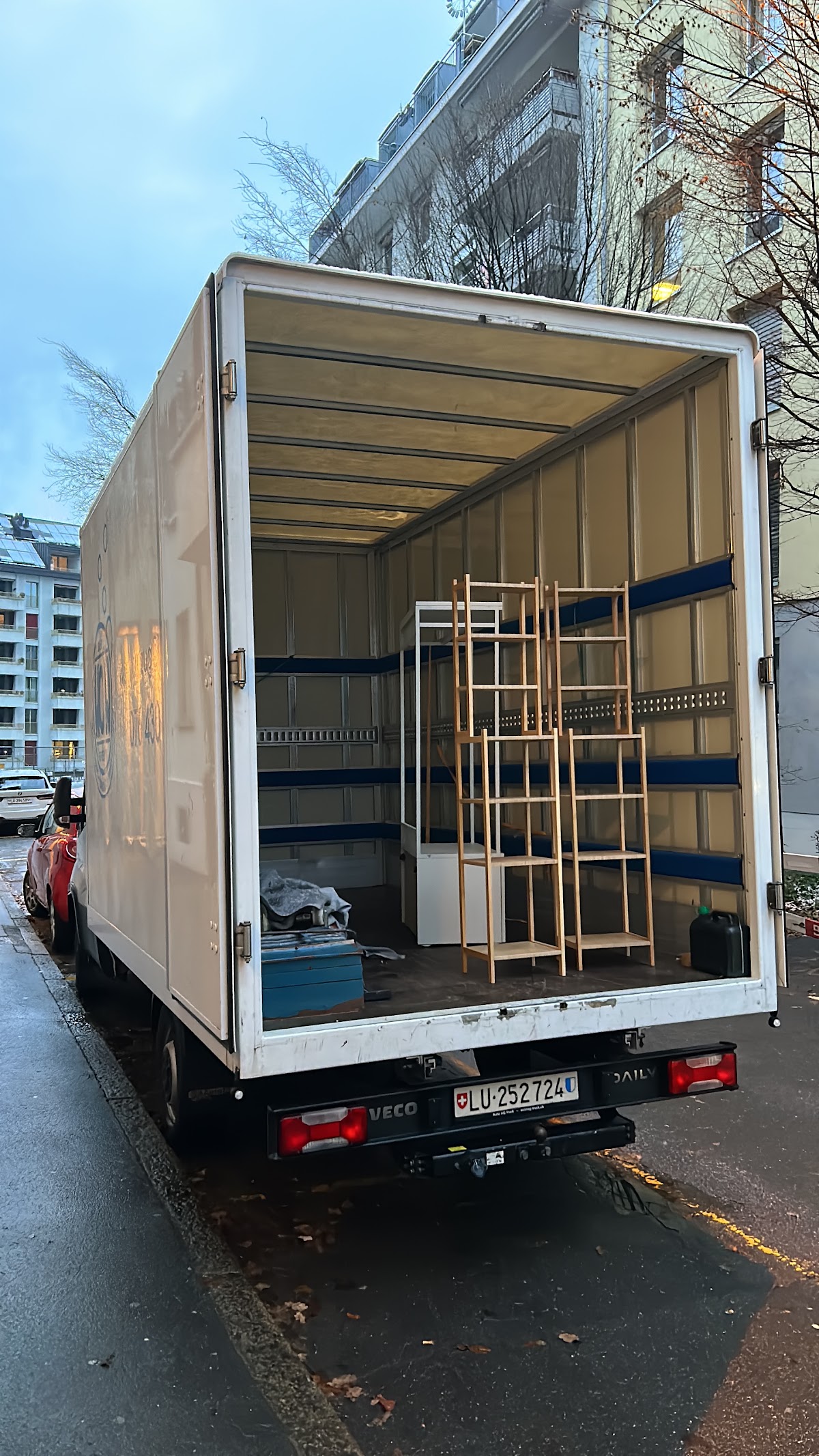 WOW GmbH Zentralschweiz – Umzugsfirma Gisikon – Foto 1